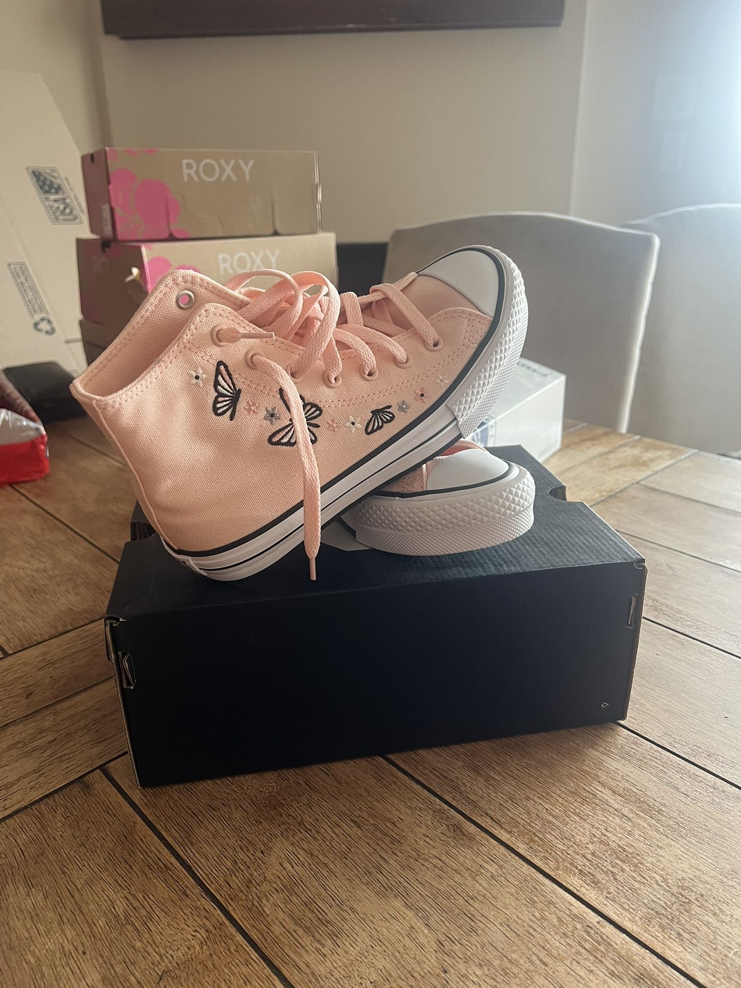 CONVERSE