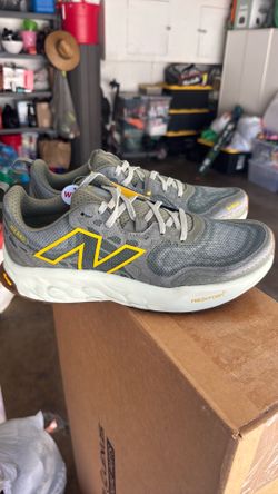 New Balance Men's Fresh Foam X Hierro v8  - size 10.5