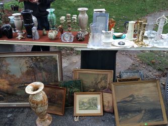Don't miss this garage sale! Too much to list!