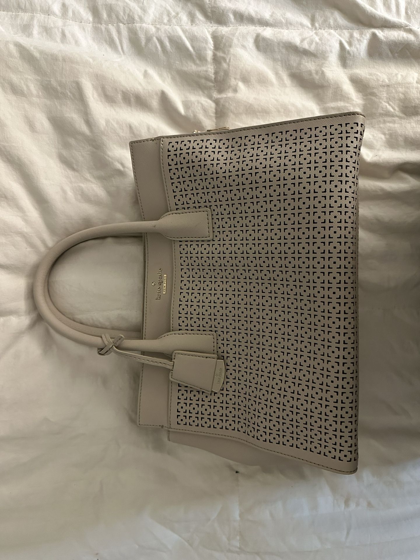 In great condition Kate Spade purse