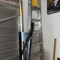 6 Ft Ladder 