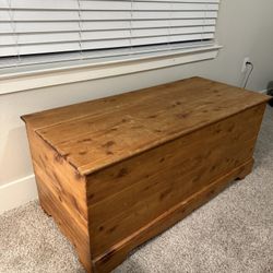 Cedar Handmade Chest