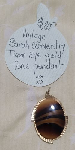 Vintage Sarah Conventry Tiger Eye Gold Tone Pendant 