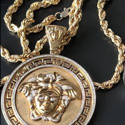 Gold Chain Rope And Versace Pendant & Rings!!!