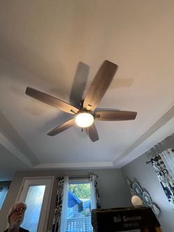 Hunter ceiling fan.