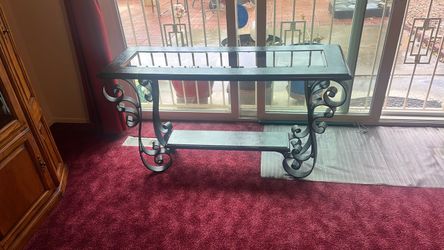 Ornate entry table/ plant stand/