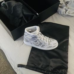 Woman’s Jordan 1’s High OG Swarovski 