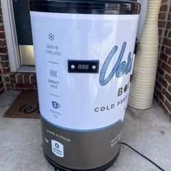 Portable Barrel Beverage Cooler 