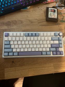 75% Mechanical Keyboard with Knob RoyaleKludge