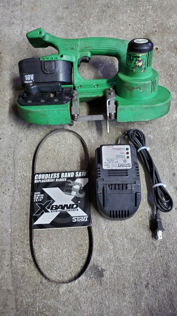 Stout XBand Band Saw STX-250 18volt With Battery & Charger & 2 Extra Blades