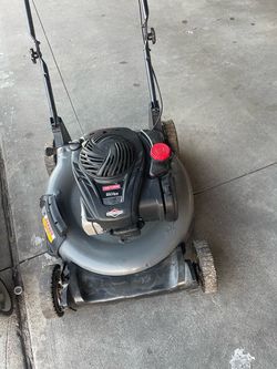 Push lawnmower in working good condition $110