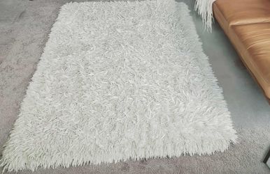 💫 White Area Rug, 5ft x 8ft (Central Oriental)