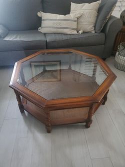 38 W Octagon Table