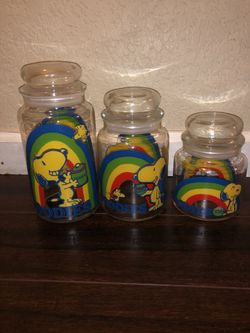 Vintage snoopy goodie jars