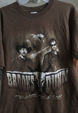 Brooks and Dunn tailgate shirt from 2000