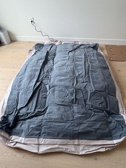SoundAsleep Dream Series Queen Air Mattress with Built-In Pump