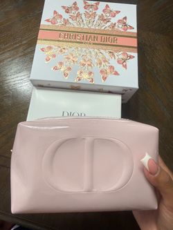 Dior cosmetic pouch PINK 🩷🩷