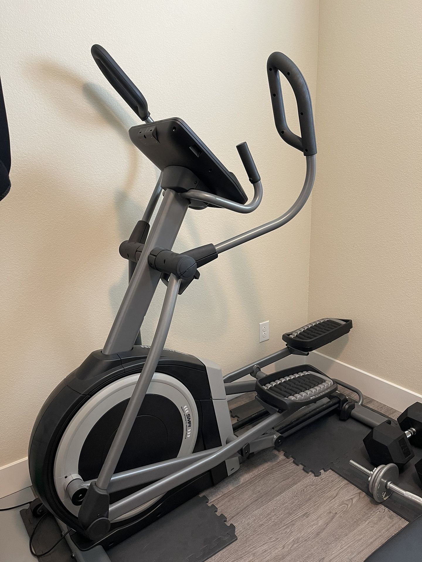 Like New NordicTrack Elliptical