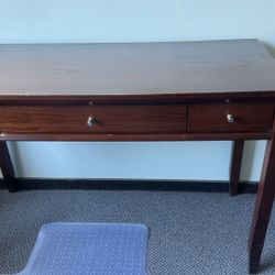 Office Desk And Matching File Cabinet 