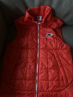 Only Tried On Size Small Nike Vest Og Price Was 74.99