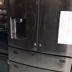 Samsung 4 door refrigerator New
