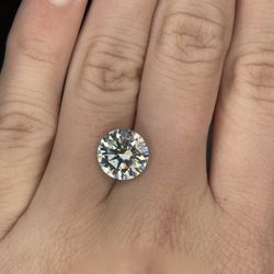 4 Carat Moissanite Diamond Loose Stone
