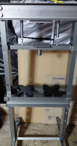 20 TON HYDRAULIC PRESS NO JACK