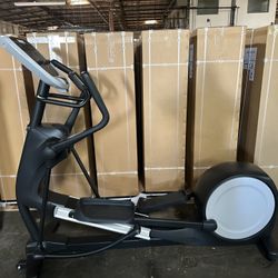 PRECOR BLACK CROSS TRAINER ELLIPTICAL 835 LED CONSOLE! FULL COMMERCIAL