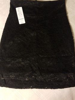 BEBE Lace Mini Skirt XS. NEW