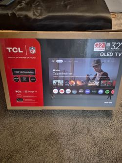 $125 TCL 32" QLED TV
