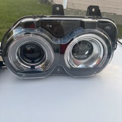 2016 Dodge Challenger Headlights  