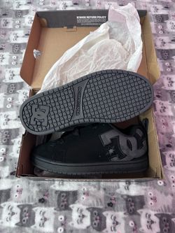 DC Court Graffik skate shoes