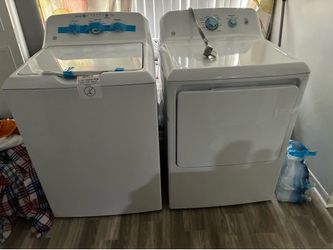 GE Top-Load Washer with Two-Piece Agitator & Vented Electric Dryer Set in White