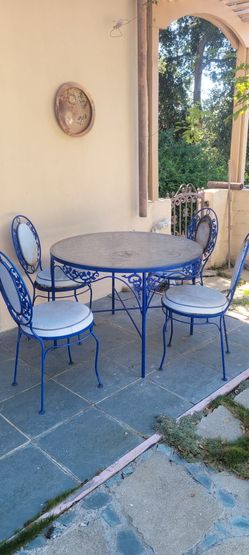 Beautiful Bistro Set