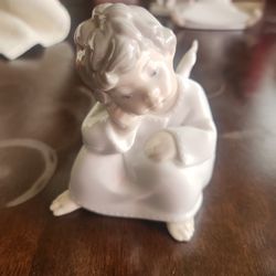 Lladr'o Cherub Boy Angel thinking porcelain Figure 4.25