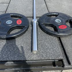 Bar With Plates