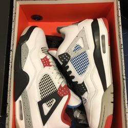 WHAT THE 4S