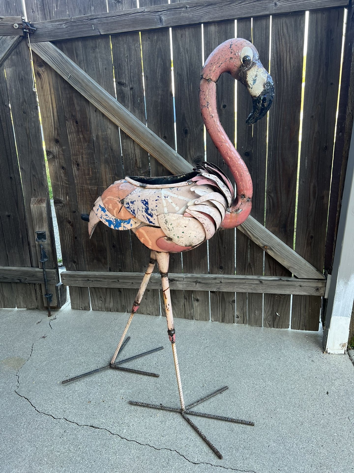 Signed Massive Artisan AARON JACKSON FLAMINGO Metal Sculpture Yard Decor Landscape Folk Art Planter