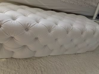 White ottoman