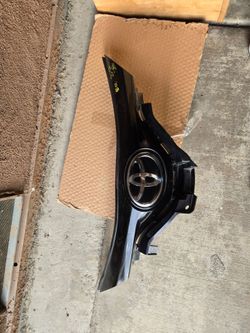 2022 Toyota CHR radar grille