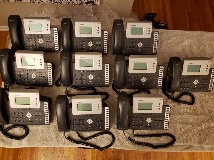 LOT of 10 Yealink SIP-T26P VOIP Phones
