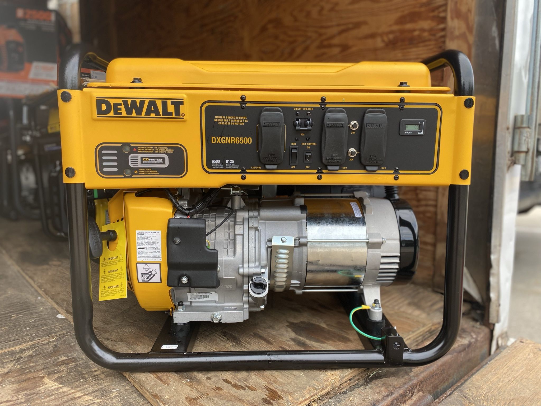 DeWalt DXGNR6500 Generator
