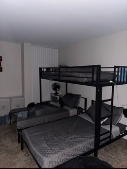 Triple Bunk Bed for Kids, Detachable Twin Over Twin Over Twin Metal Bunk Bed with Mattress