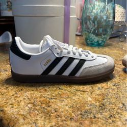 Adidas Samba Brand New White /Royal  No Box size 7Men   