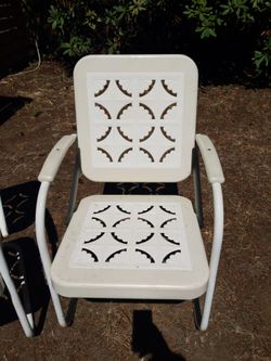 Vintage patio chairs set of 4