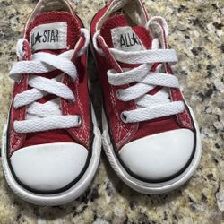 Converse Toddler Size 6