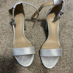 Gianni Bini Chunky Block Heel