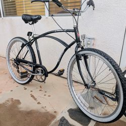 Schwinn 26’’ Cruiser 6 Speed Good Shape