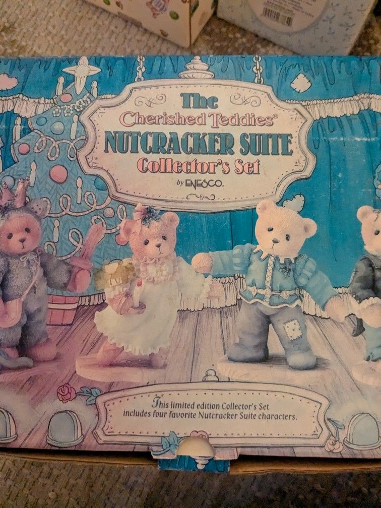 Cherished Teddies Nut Cracker Suite