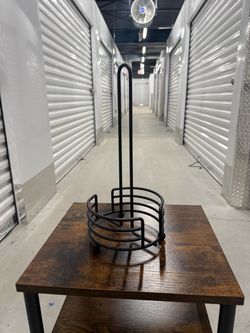 Paper towel holder